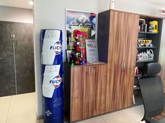 Dwie butle gazowe LPG Fuchs w warsztacie Auto-Mar