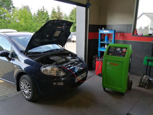Instalacja LPG w warsztacie samochodowym 